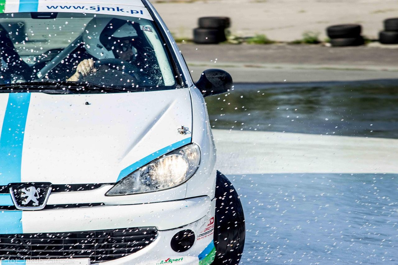 Car wrapping - nowoczesna metoda na zmianę wyglądu Twojego samochodu