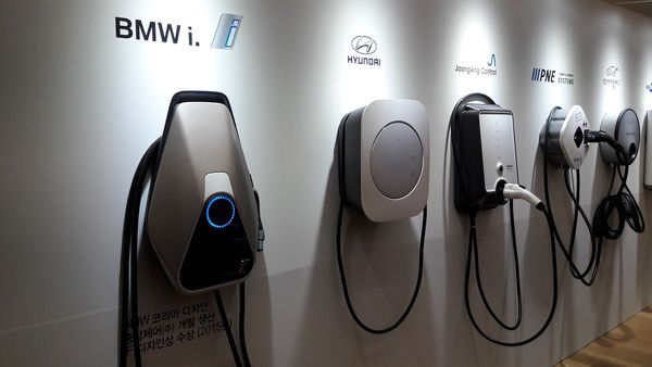 Inwestycja w pojazdy elektryczne – zaplecze energetyczne w zasięgu ręki